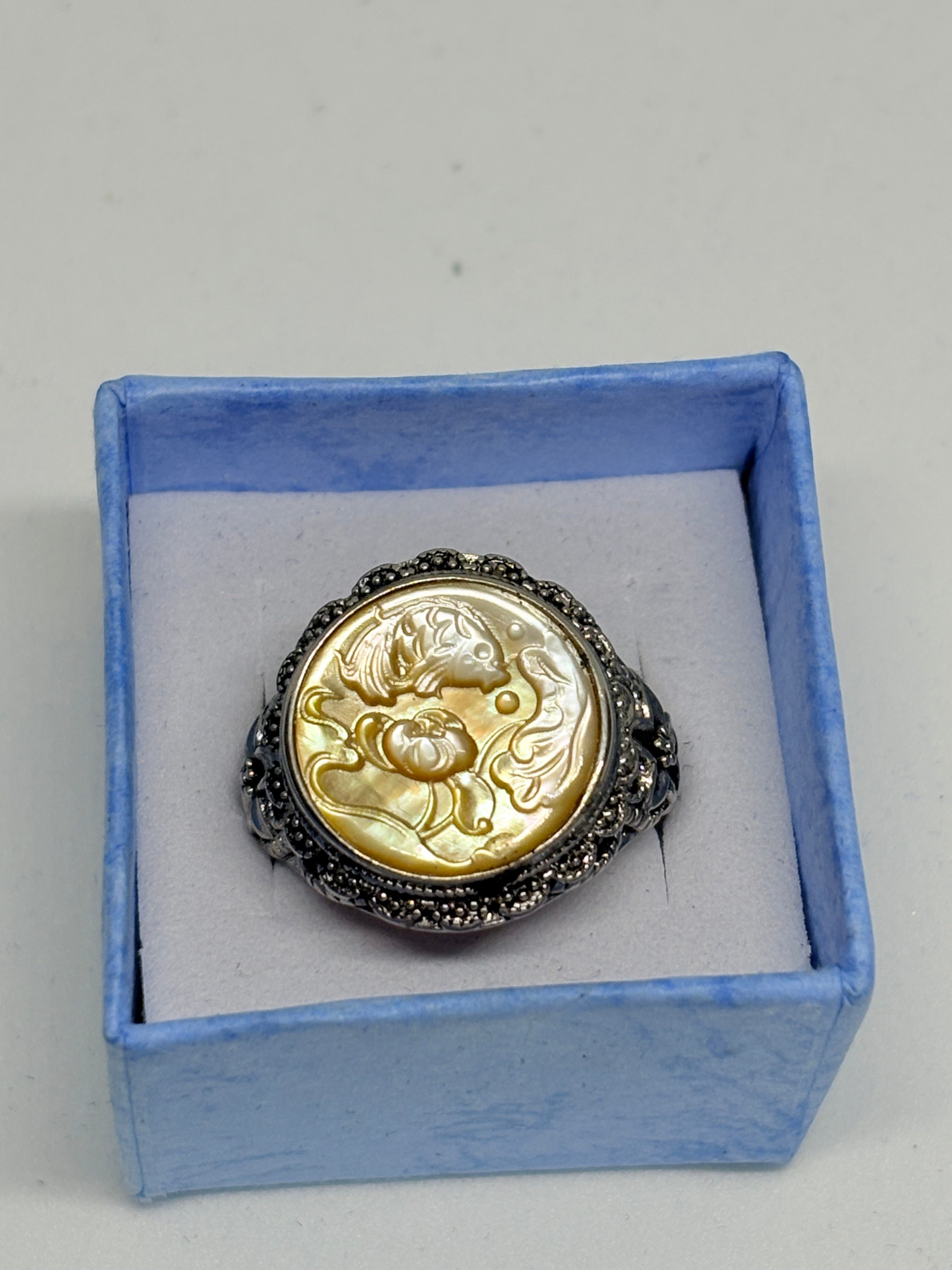 Yellow Shell Cameo Ring