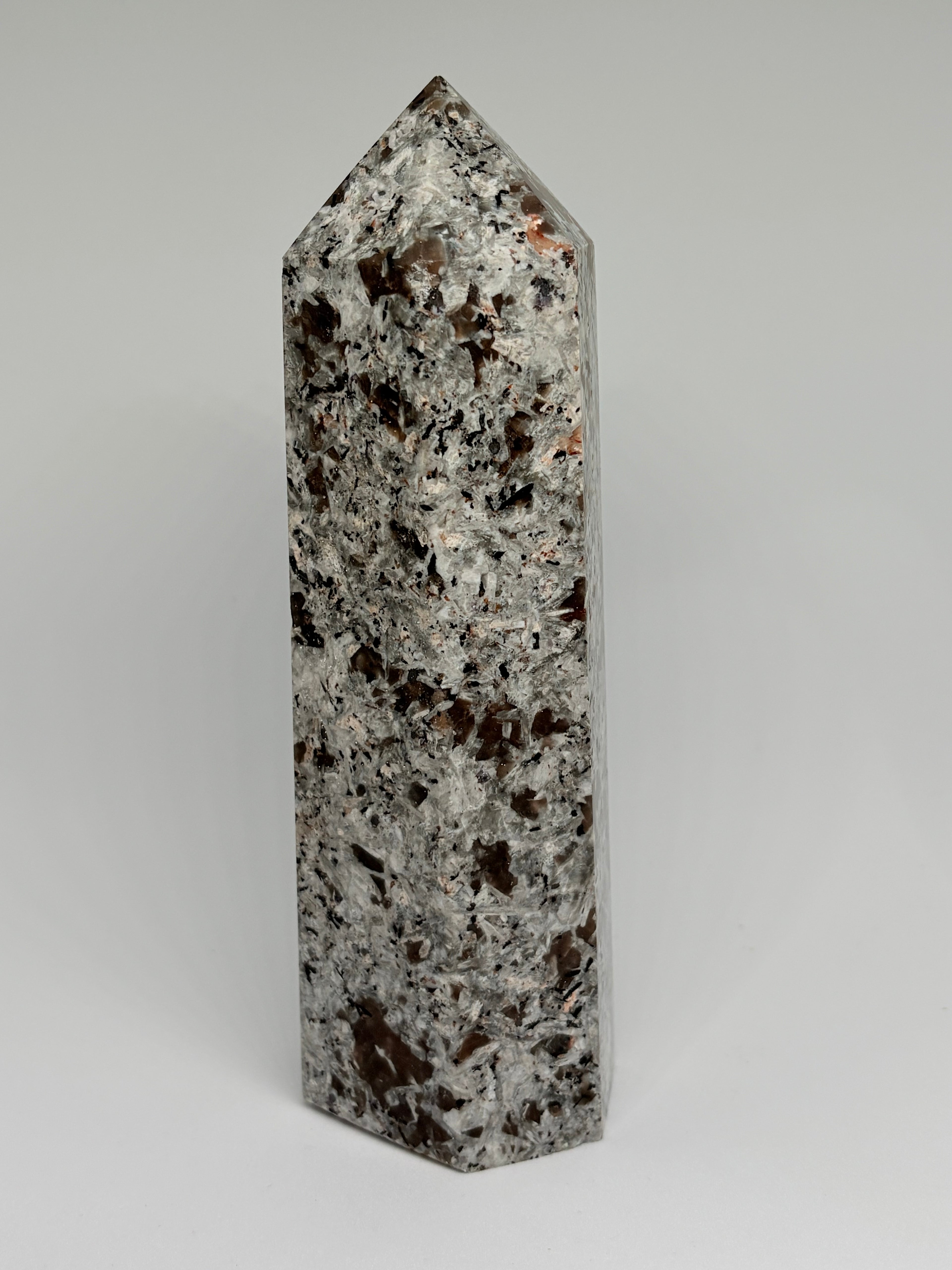 Yooperlite Huge Tower