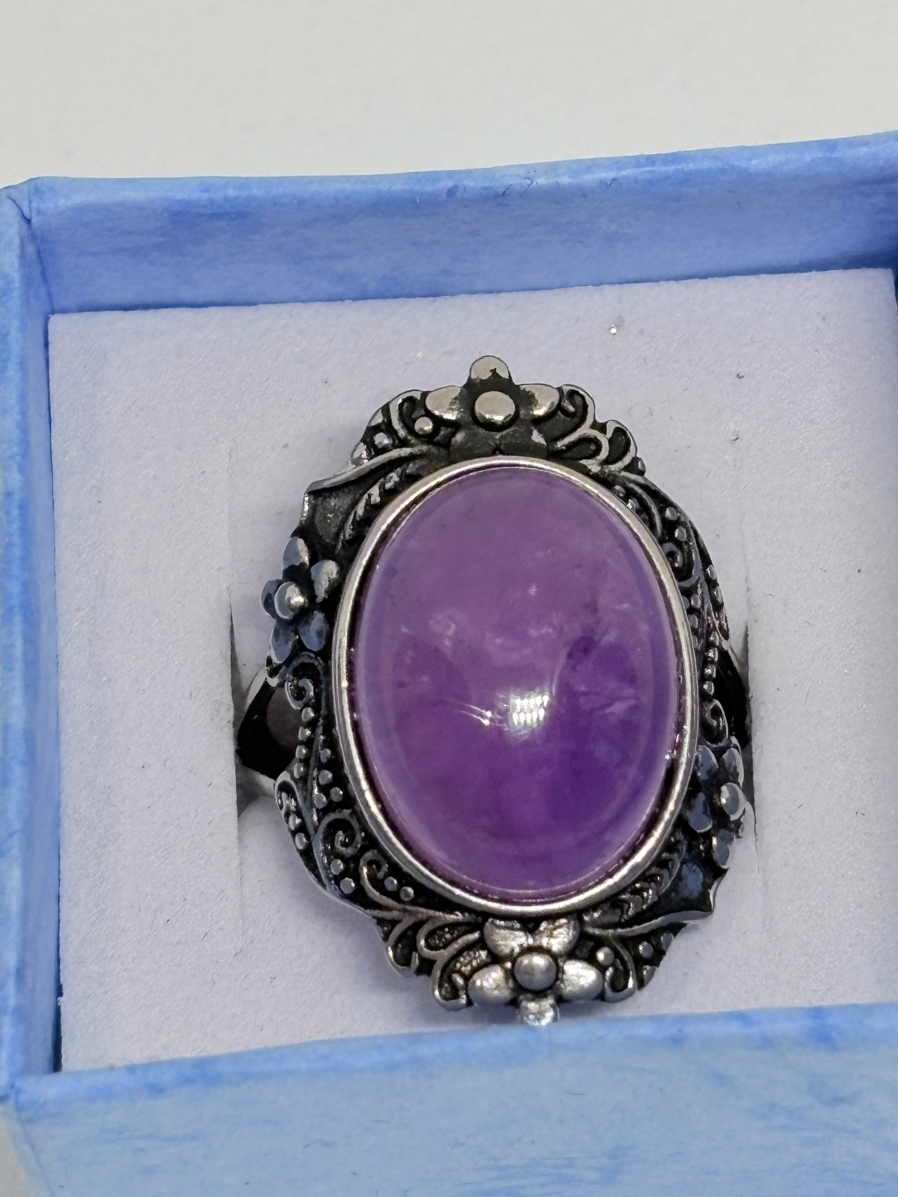 Amethyst Vintage Style Ring