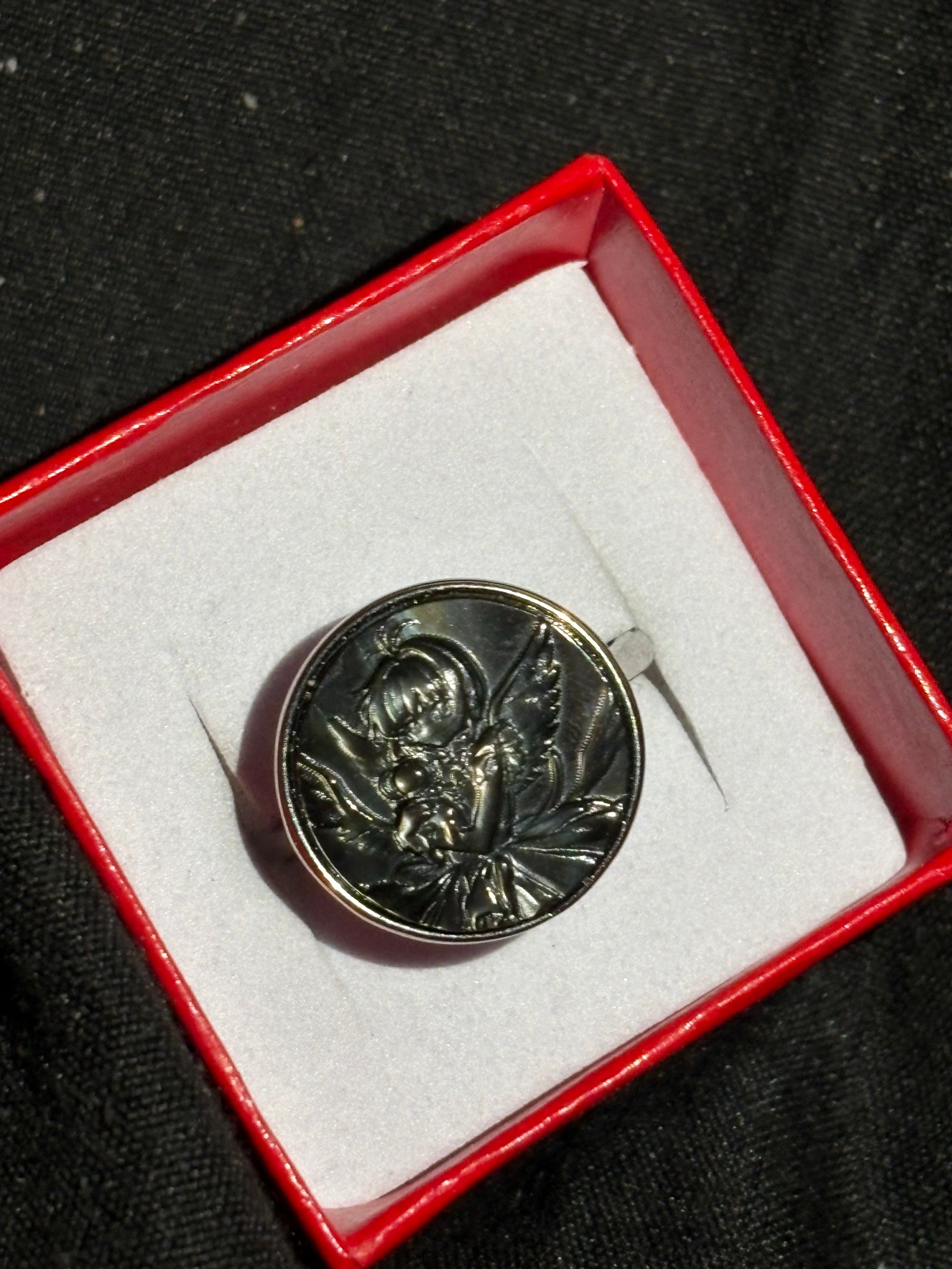 Black Shell Fairy Cameo Ring