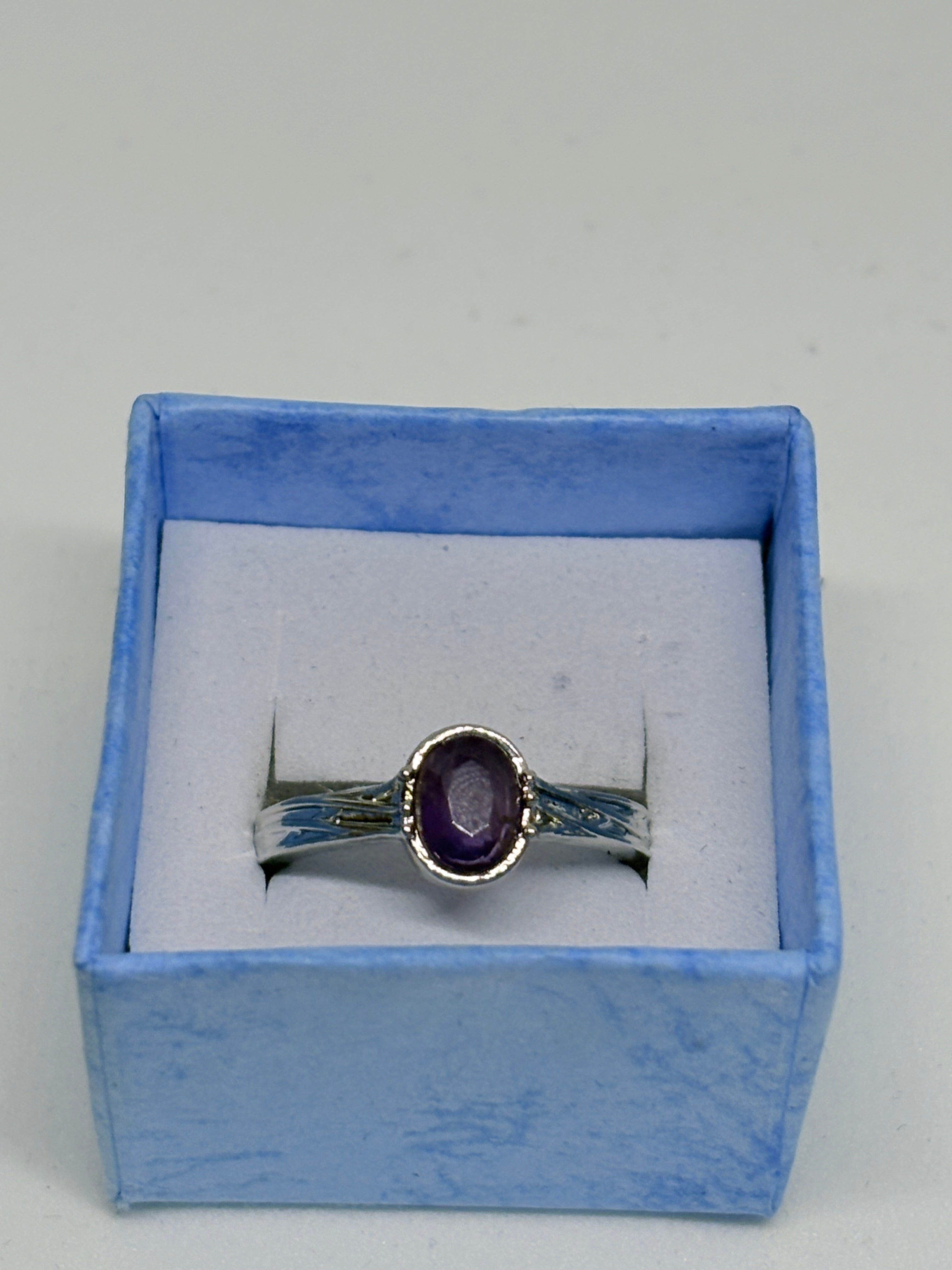 Amethyst Simple Ring