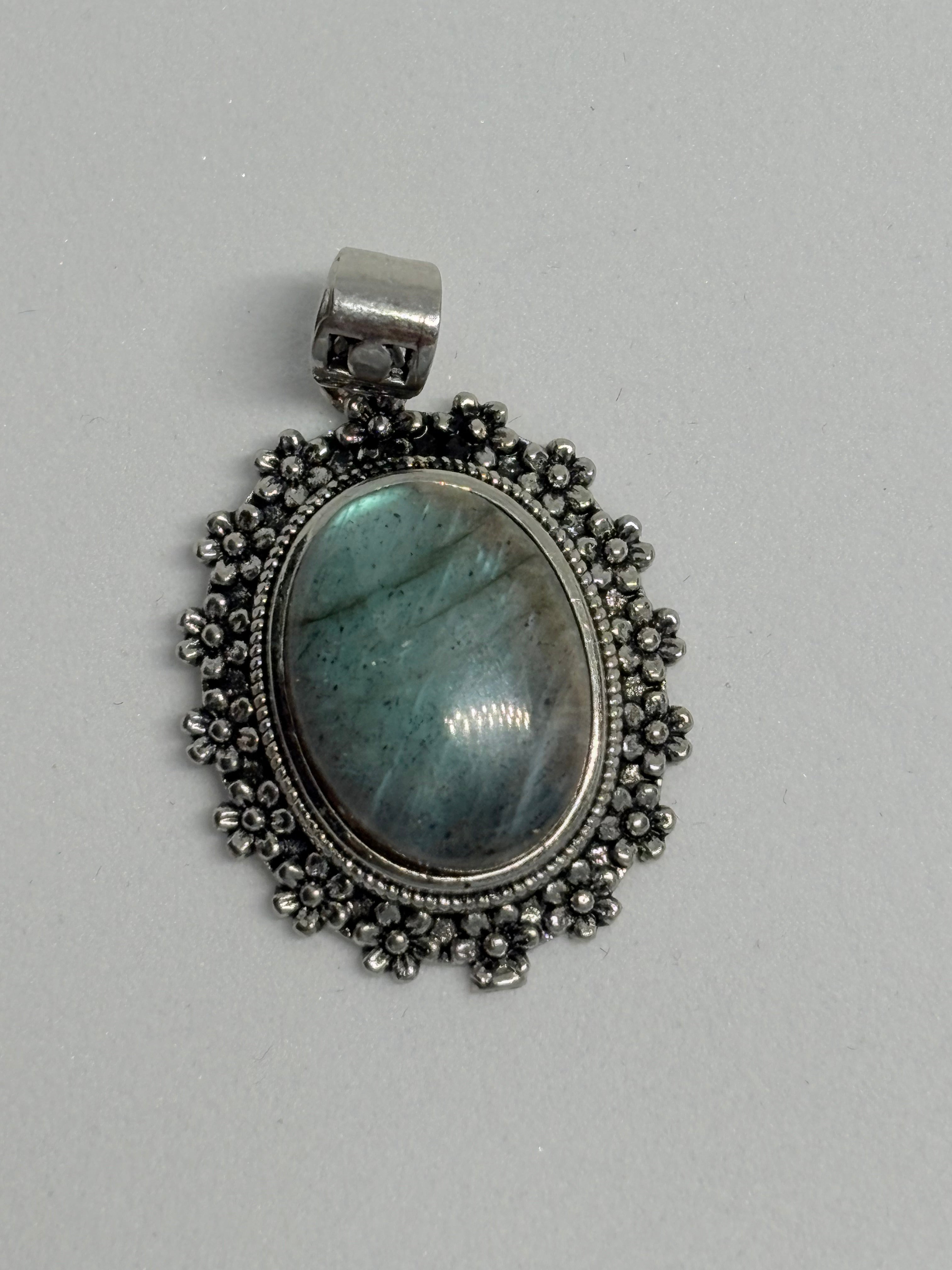 Labradorite Pendant