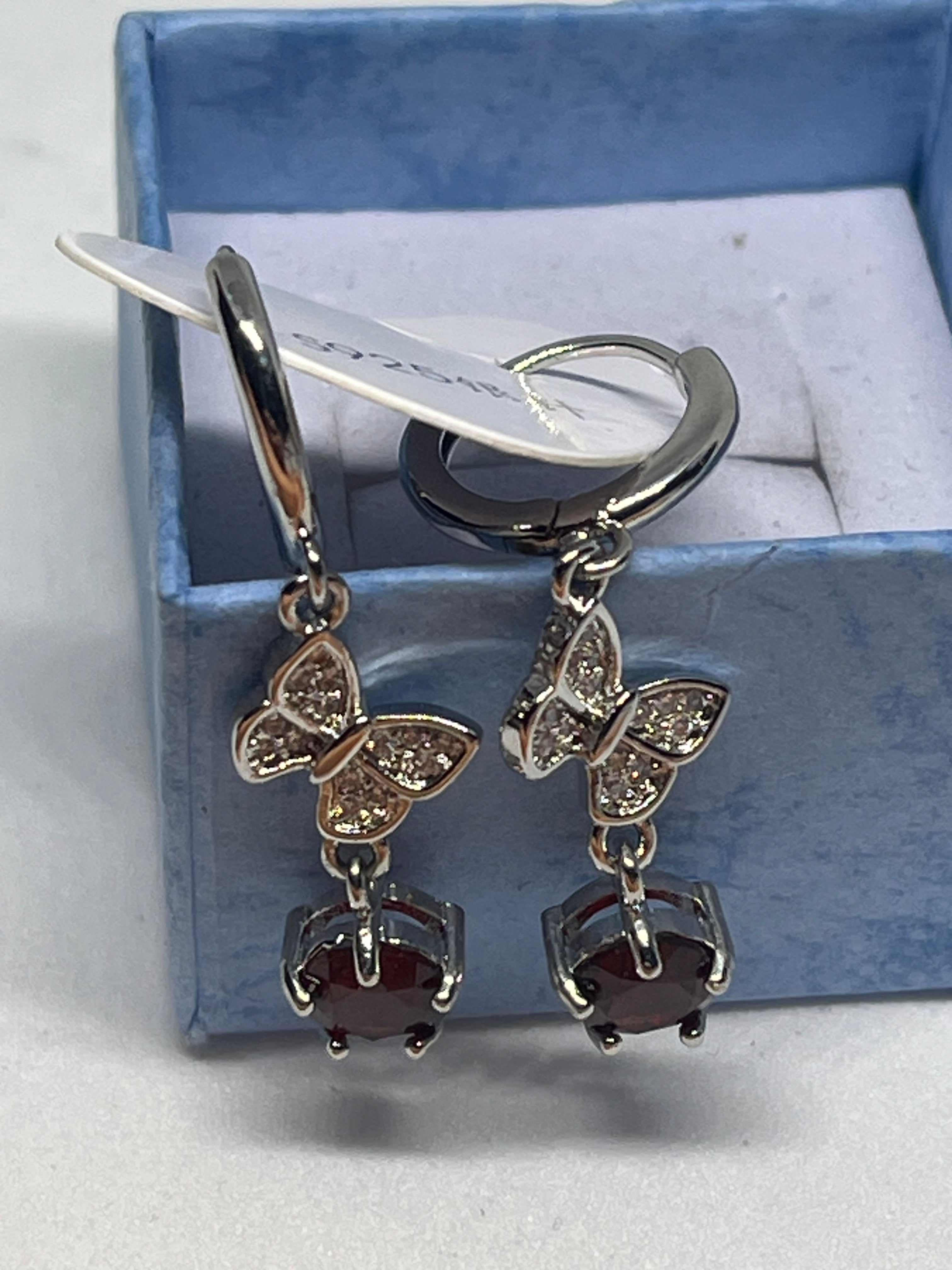 S925 Butterfly Garnet Hoops