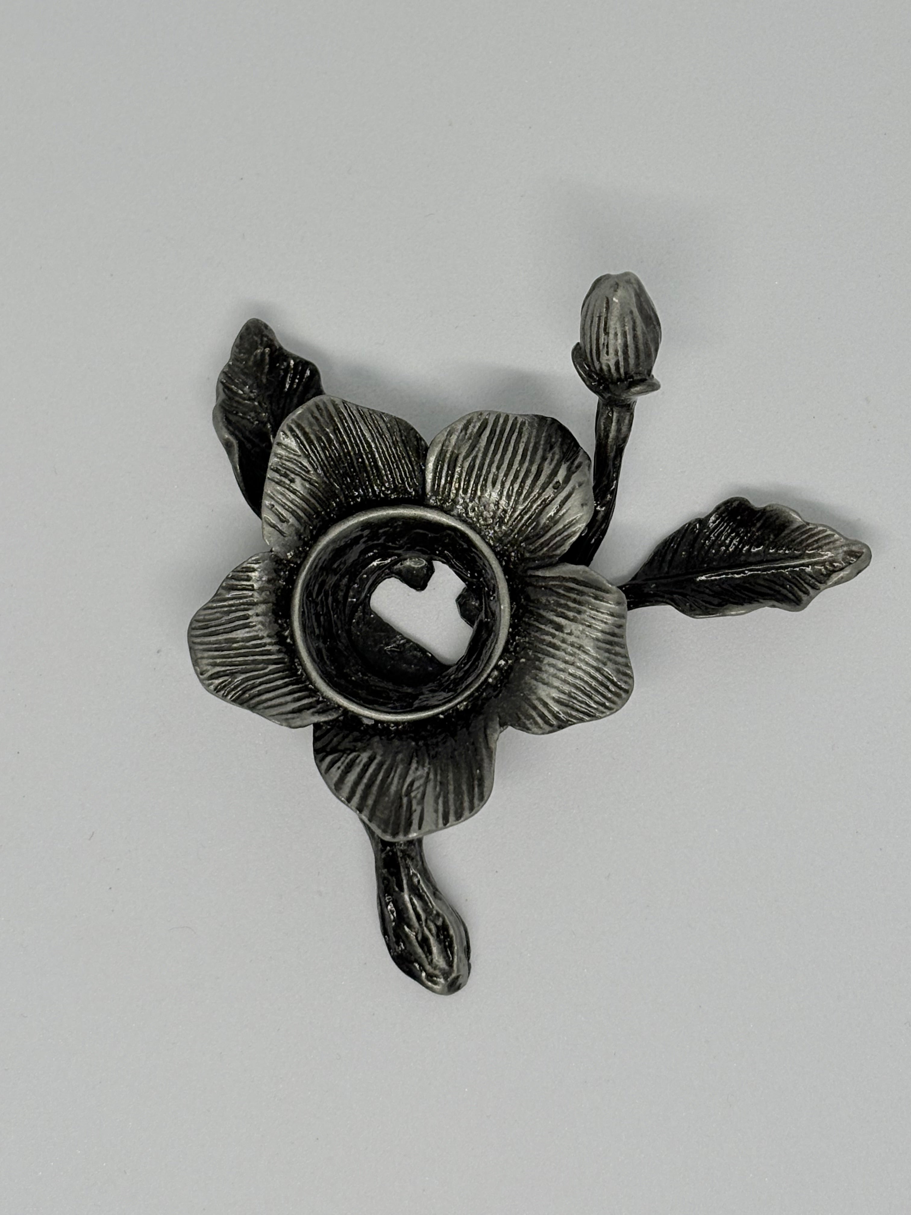 Flower Sphere Holder