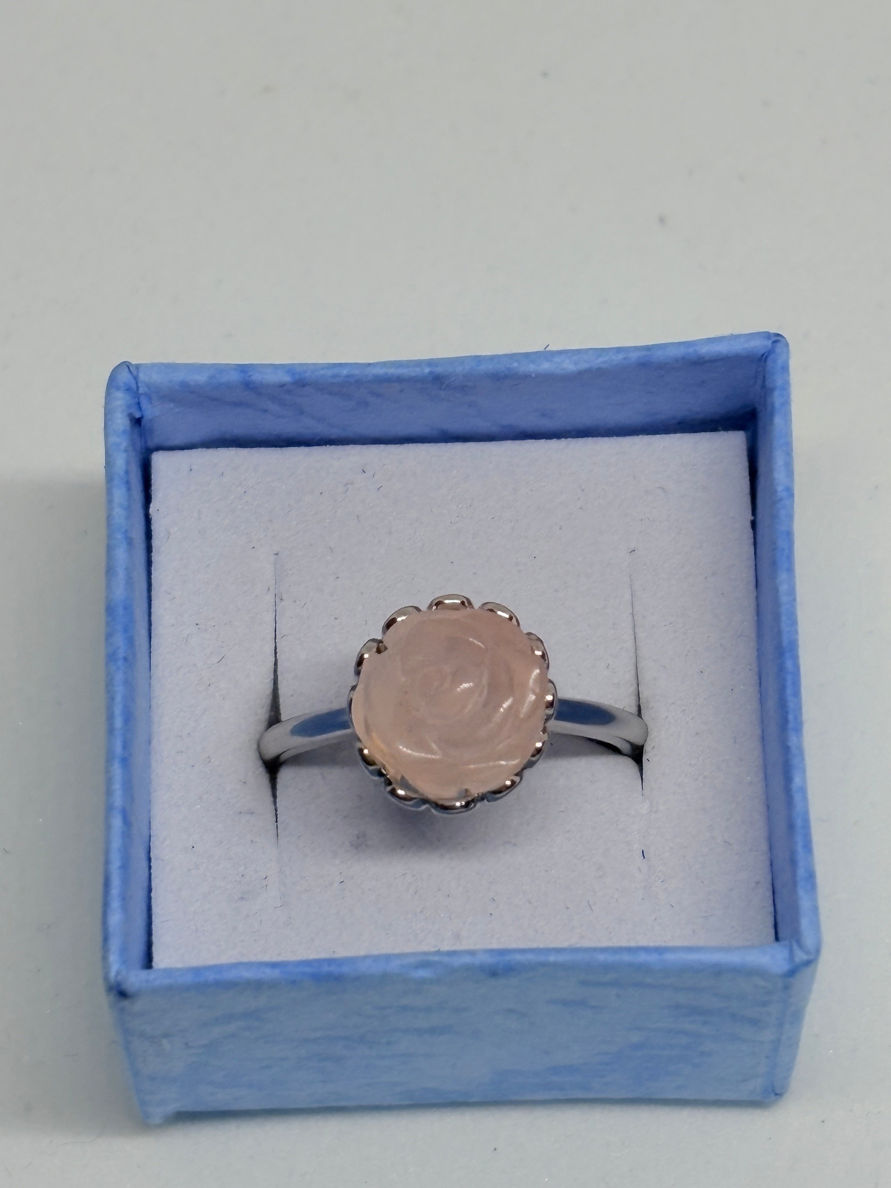 Rose Quartz Flower Ring