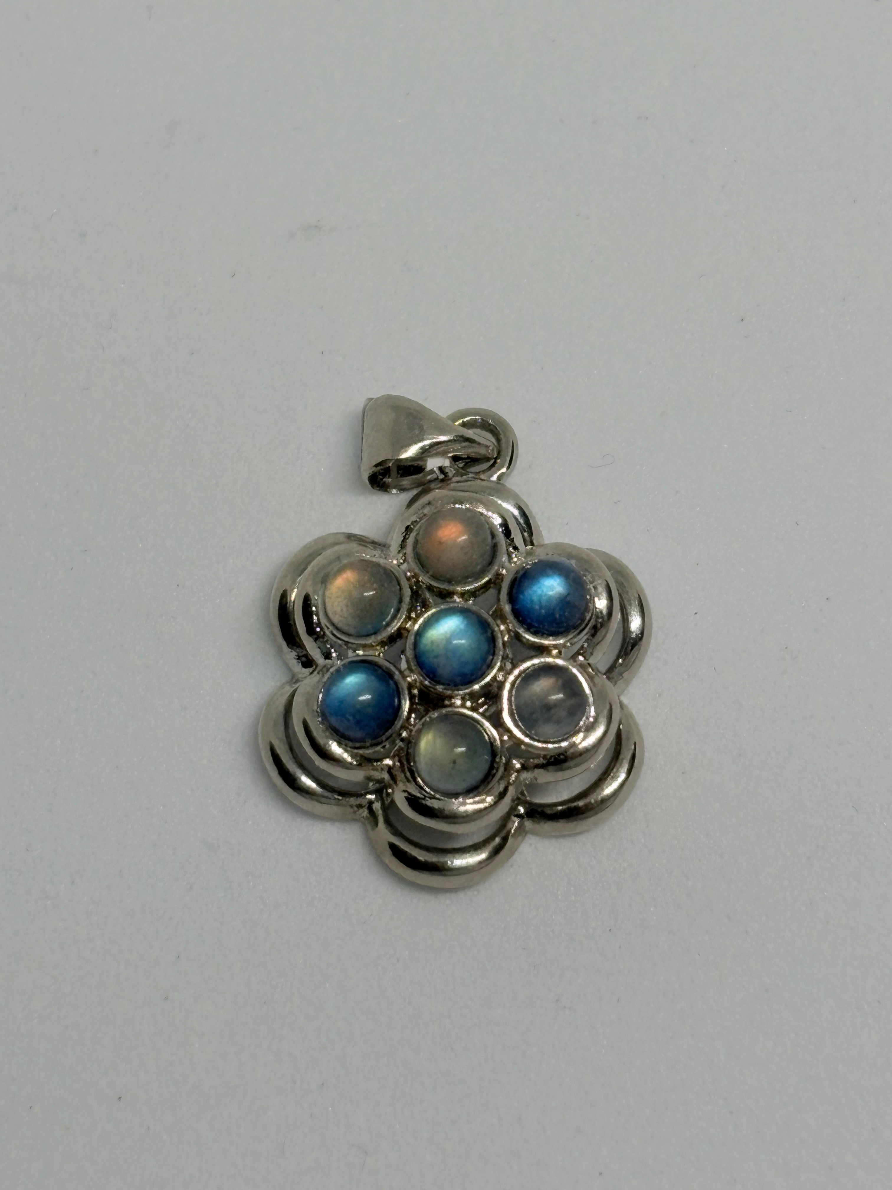 Labradorite Spinner Pendant